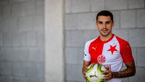 Nicolae Stanciu a făcut show la Slavia Praga! Gol fabulos înscris la ultimul antrenament! Colegii l-au aplaudat | VIDEO
