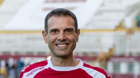 Îl mai știi pe More Târțău, fostul atacant al Rapidului din anii '90? Acum e șofer, dar iubirea pentru Giulești e intactă: "Fără trei transferuri, nu promovăm!"