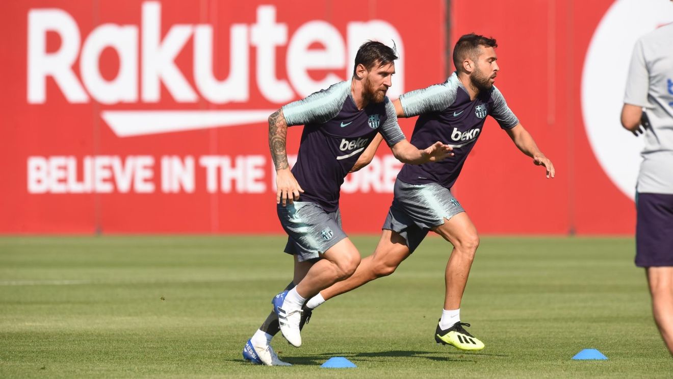 Messi, Pique, Busquets și Jordi Alba au reînceput antrenamentele la Barcelona | FOTO