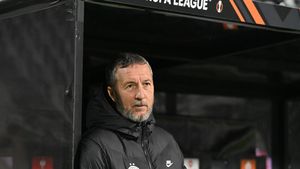 Meme Stoica l-a făcut praf în 9 cuvinte pe Marius Şumudică, după Rapid - Universitatea Craiova 1-2