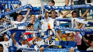 Sărbătoare în Copou!** "Iașiul este din nou în prim plan, merită să aibă echipă în prima ligă" Cui îi dedică promovarea Ionuț Popa