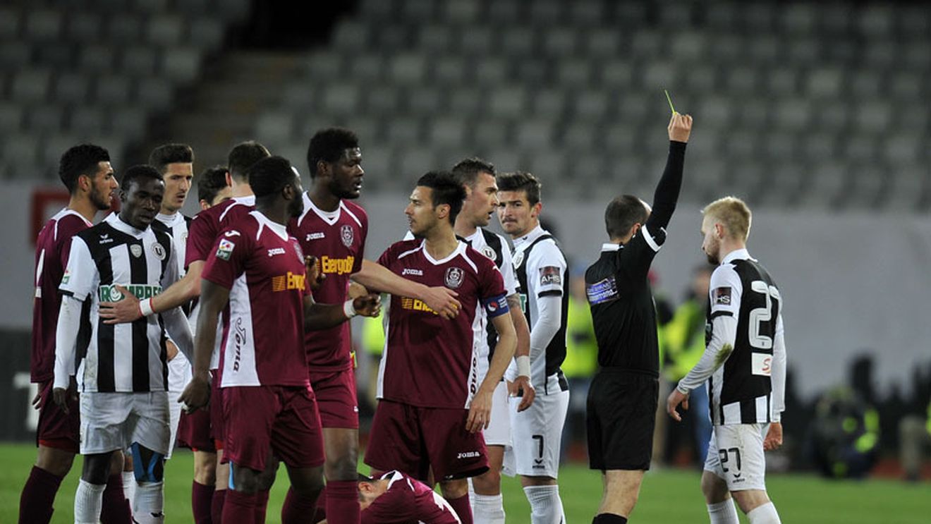 Cum i-a motivat Trică pe jucătorii lui "U", înainte de meci. "Șepcile roșii" fac primul transfer înainte de finala Cupei