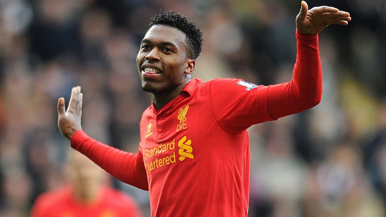 FOTO | Sturridge a semnat prelungirea contractului cu Liverpool. Detaliul care i-a amuzat pe suporteri în momentul anunțului