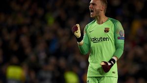 OFICIAL | Fostul portar al Barcelonei, Jasper Cillessen, a fost prezentat la noua sa echipă