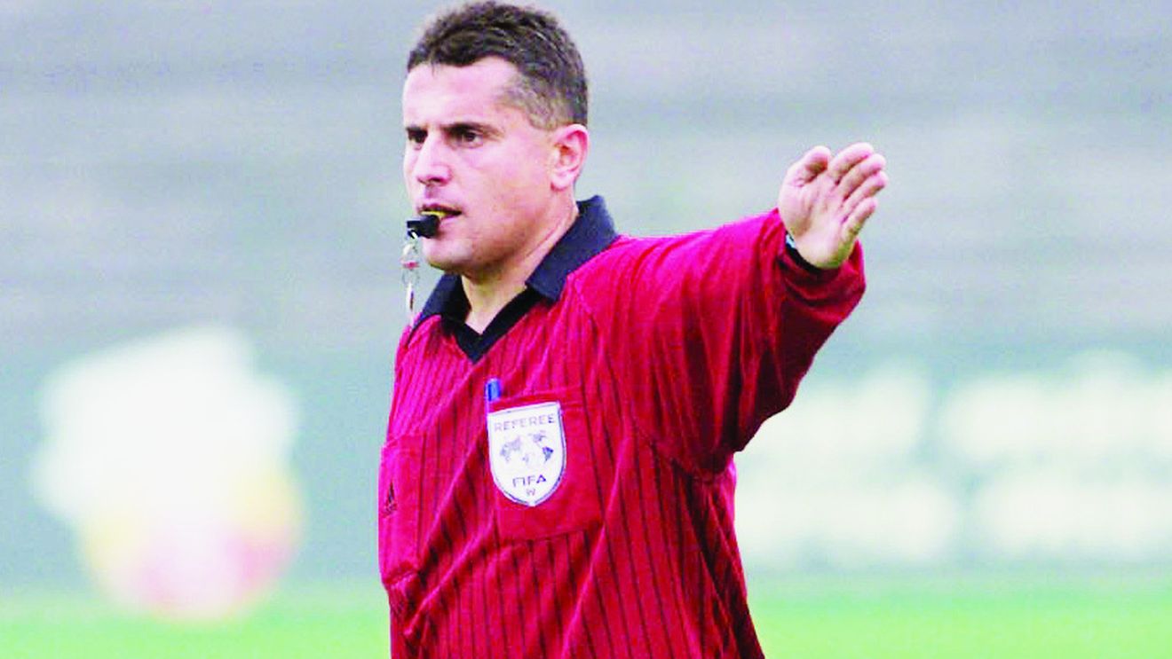 De la folcloriste, la naistă! Scandaluri celebre din fotbalul românesc