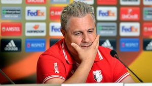 "Se ne bată Dinamo cum vor ei și cât vor ei! Le spun și echipa... Chiar nu mă interesează!" Șumudică și Astra mizează doar pe Europa League