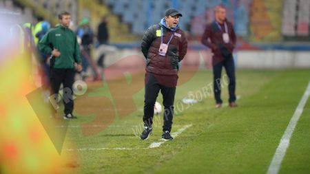 Steaua, la șapte puncte de rivale. Reghe, cu gândul la event: "Nu este petrecere în vestiar". Ce spune despre debutul lui Vâlceanu