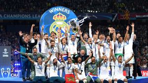 Real Madrid stă pe un butoi cu pulbere! Una dintre vedetele echipei l-a anunțat pe Florentino Perez că vrea să plece, dar președintele clubului îl obligă să rămână 