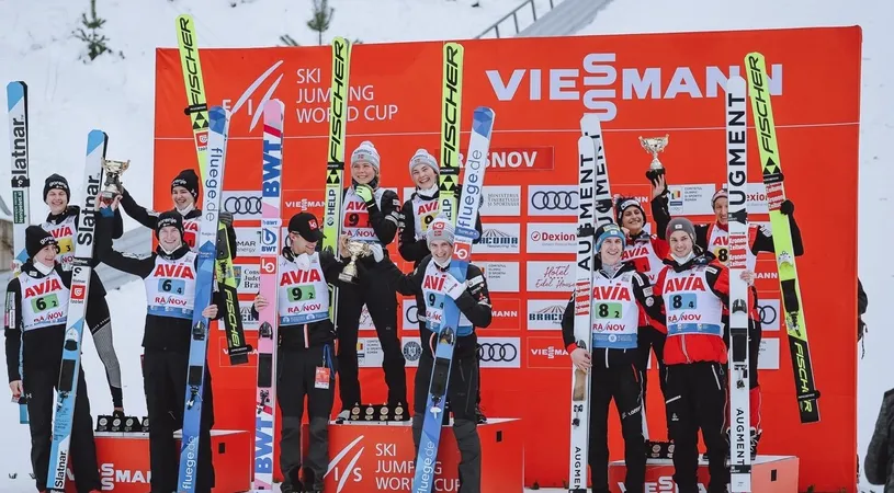 S-a încheiat etapa de Cupă Mondială la sărituri cu schiurile, de la Râșnov: Norvegia a câștigat ultima probă. „Am îndeplinit toate condițiile cerute de organizatori, de aceea doresc să revină de fiecare dată”