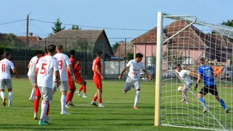 EXCLUSIV | Gloria Lunca Teuz Cermei se retrage din Liga 3 în săptămâna debutului noului sezon. E nemulțumită cu seria în care a fost repartizată: ”E lipsă de respect din partea FRF!”