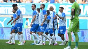 Sorin Cârțu continuă „războiul” cu fotbalistul adus să fie vedetă la Universitatea Craiova! Jucătorul n-a scăpat nici după 0-2 cu Rapid: „Nu-mi mai spune de el, lasă-mă, vai de capul meu!”