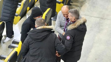 Ce au făcut conducătorii celor două echipe înainte de Dinamo - Rapid! Cum au fost surprinși aceștia pe Arena Națională