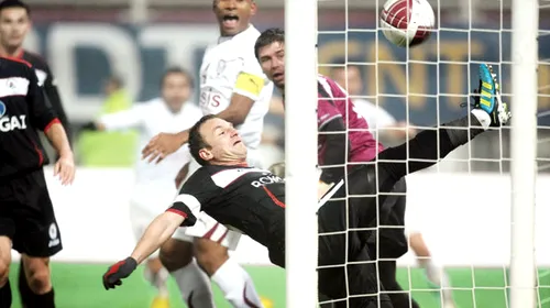 Gol din ofsaid!** Asistentul Cristian Nica a validat greșit al patrulea gol al Rapidului, la 3-3