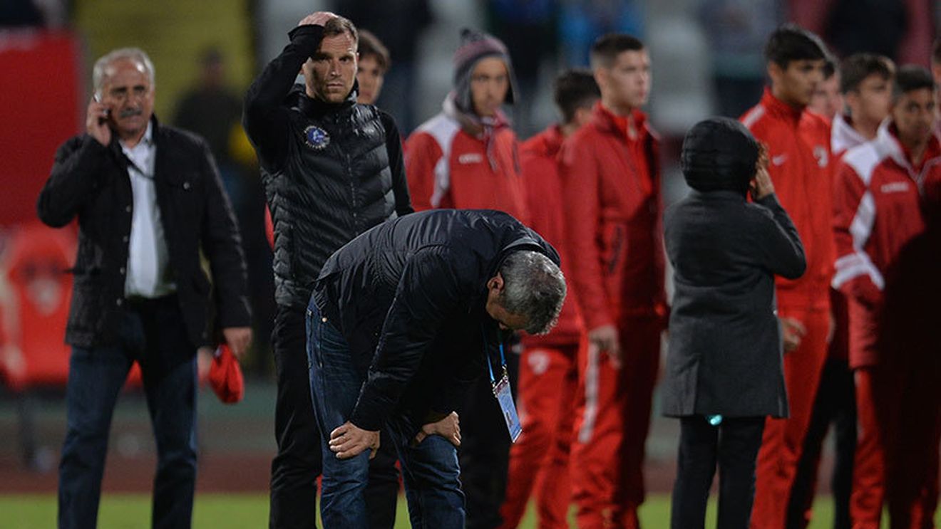 UPDATE | FRF a anunțat amânarea finalei Cupei României și a tuturor partidelor organizate de federație în acest final de săptămână. Meciul dintre Dinamo și CFR se va juca pe 17 mai