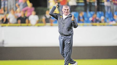 Grigoraș le-a răspuns ironic fanilor care l-au huiduit la finalul remizei cu Sportul:** "Vreți Europa, luați-vă bilete la finală!"