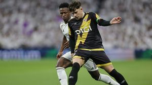 Propus pentru un transfer la Real Madrid, Andrei Rațiu e portavoce pentru colegii săi. Mesaj pentru șefii clubului: „Sper să mă fac auzit”