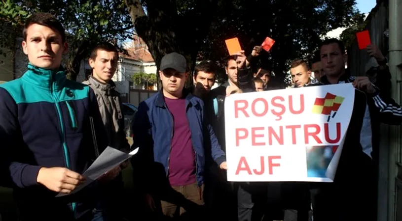 Scandal la Constanța:** arbitrii au protestat în fața sediului AJF! 