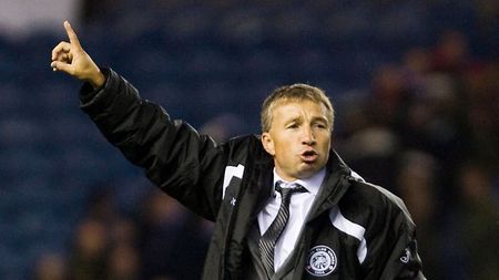 Londonezii anunță că Dan Petrescu a acceptat oferta lui Crystal Palace! Contract de peste 6 milioane de euro pentru antrenorul român