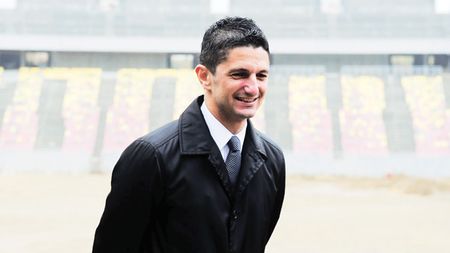 Răzvan, atacat: "Dacă merge cu gândul la egal în Bosnia,** atunci înseamnă că vrea să-și prelungească agonia!"
