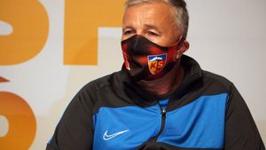 Anunț bombă despre Dan Petrescu: „Ar fi semnat în Arabia Saudită!” Câți bani ar urma să câștige