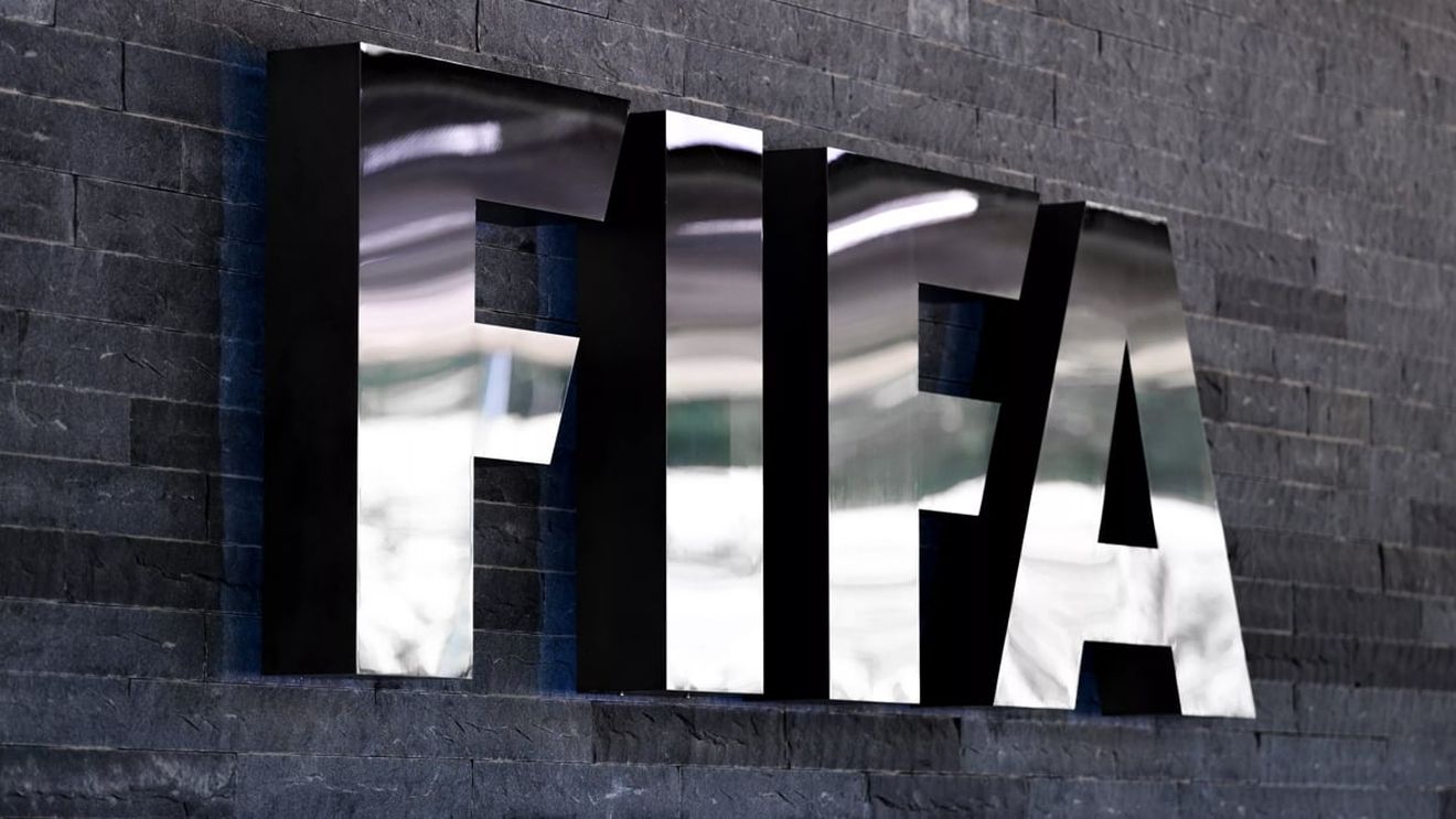 FIFA, decizie fără precedent: președintele unei federații, suspendat pe viață
