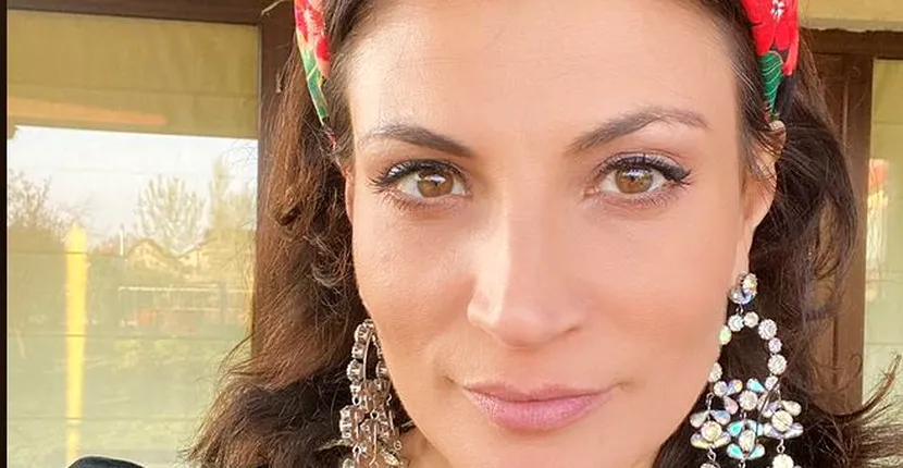 FOTO / Ioana Ginghină, topless în lanul de lavandă. ”Niciodată să nu-ți fie rușine de cum arăți”