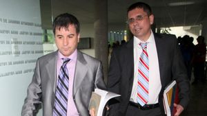 "Mă bucur că oltenii sunt iritați pentru că joacă cu Steaua!"