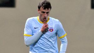 Este vina lui Becali?** AC Milan, explicația pentru căderea lui Chiricheș: "A fost singura ofertă a iernii pentru el, poate fi afectat de asta" Câți bani a refuzat Steaua: