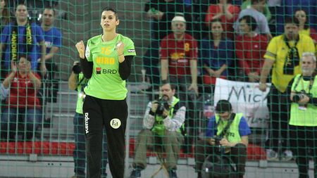 România a pierdut primul meci amical cu Spania, scor 21-24. Denisa Dedu: "Am mare încredere în echipa aceasta și sunt sigură că dacă vom continua cu o atitudine foarte bună putem să facem performanță"