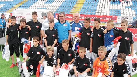 Hagi: „România trebuie să aibă încredere cu Franța"