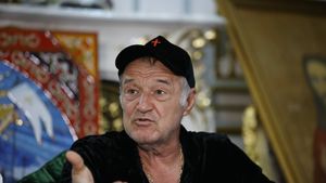 Gigi Becali, verdict despre faza la care oltenii au țipat că sunt furați. Ce a zis despre decizia lui Barbu din FCSB - Craiova 1-0