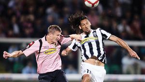 Goian:** "Napoli are jucători rapizi, tehnici! Cavani e principalul pericol pentru Steaua!"