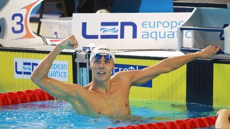 Așa arată o zi din viața campionului David Popovici: „Am învățat despre Moromeții!” Ce planuri are în următoarea perioadă: „O să-l iau în serios!” | VIDEO