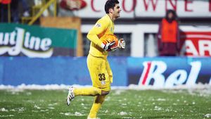 Bornescu a închis poarta!** Doar de 3 ori în istorie Rapid nu a primit gol în primele etape!