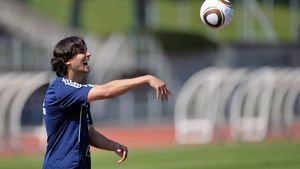 Roque Santa Cruz, transferat la Cruz Azul