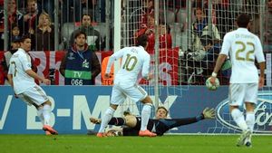 Ferguson îl pune pe "hold" pe Ronaldo:** United a pregătit 50 de milioane pentru un "galactic"! Cristiano, sărit din schemă