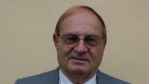 Paul Zarna, candidat la președinția FRF: "Dacă vin la federație vă fac fericiți ca în 1994. Iordănescu e ticălos și nu recunoaște că l-am consiliat"