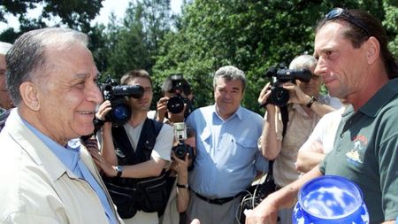 Ion Iliescu, mesaj după moartea lui Ivan Patzaichin! Cum s-au cunoscut cei doi. „Era slăbuţ, fragil. Lumea a rămas uimită! Drumurile noastre s-au intersectat mai des atunci”