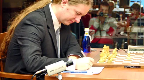 Nisipeanu a debutat cu victorie la Cupa Mondială de șah. Lupulescu, remiză