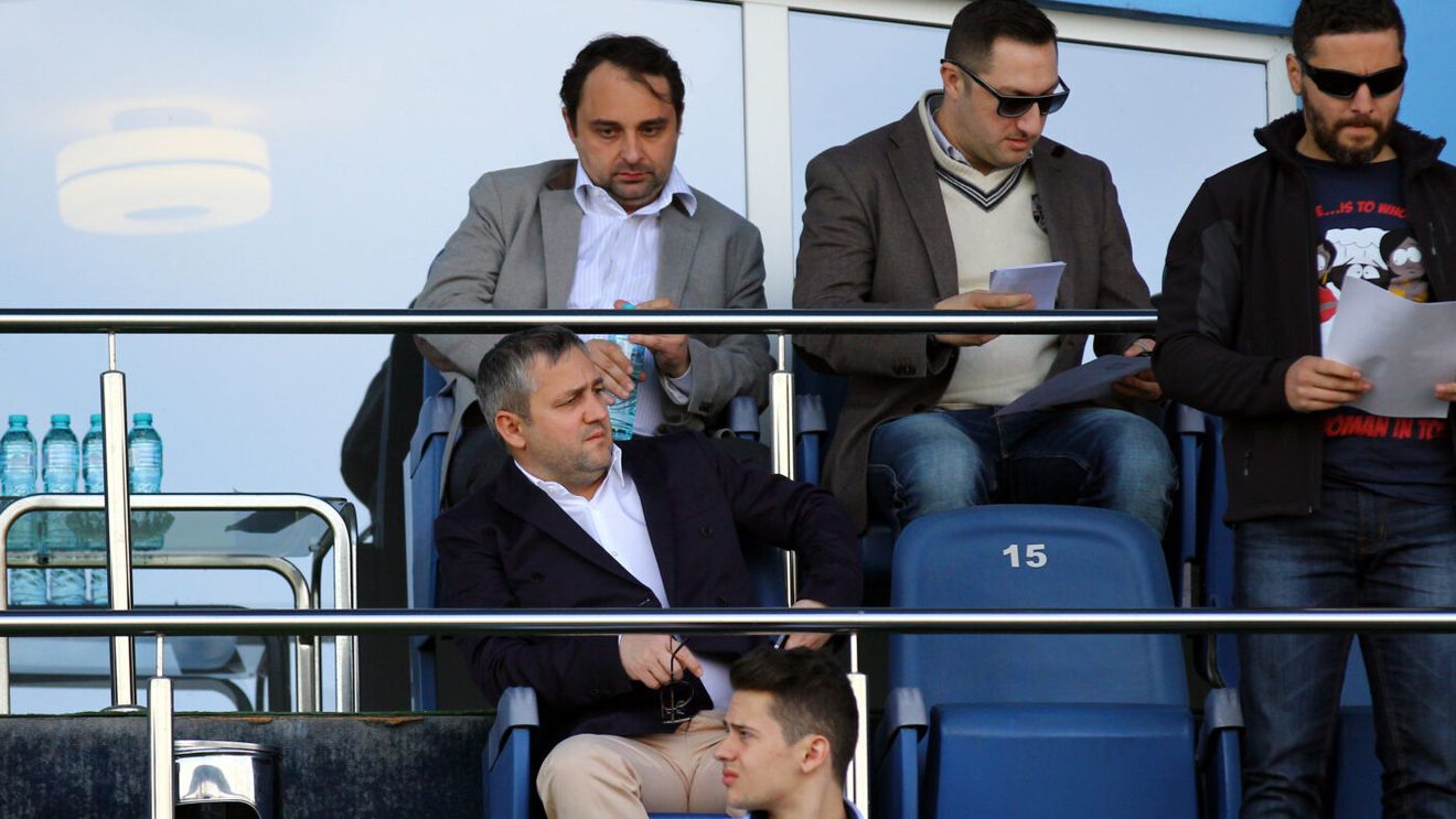 Lovitură pentru Mihai Rotaru: mijlocașul spaniol pe care voia să îl transfere pentru titlu nu mai poate semna liber de contract! Clauza secretă care îl blochează pe jucător | EXCLUSIV