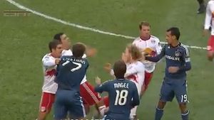 VIDEO JENANT Derby american cu obiceiuri europene!** Marquez a dus peste Ocean tehnica simulărilor penibile