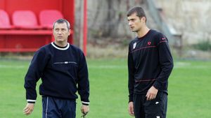 Tatăl lui Gabi Tamaș, revoltat: "Ce, l-a omorât pe Rednic?! A băut și el o bere acolo..."