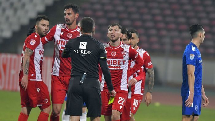 Jucătorii lui Dinamo, trași la răspundere: „Ei chiar vor să retrogradeze? Sunt niște răsfățați!”