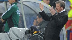 Hodgson**, între naționala Angliei și Liverpool