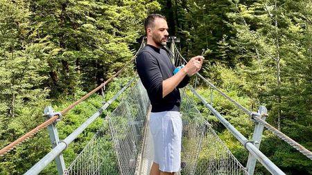 Alexandru Țiriac, dat pe spate de Japonia. Locul unde lumea arată altfel şi pentru cei bogați