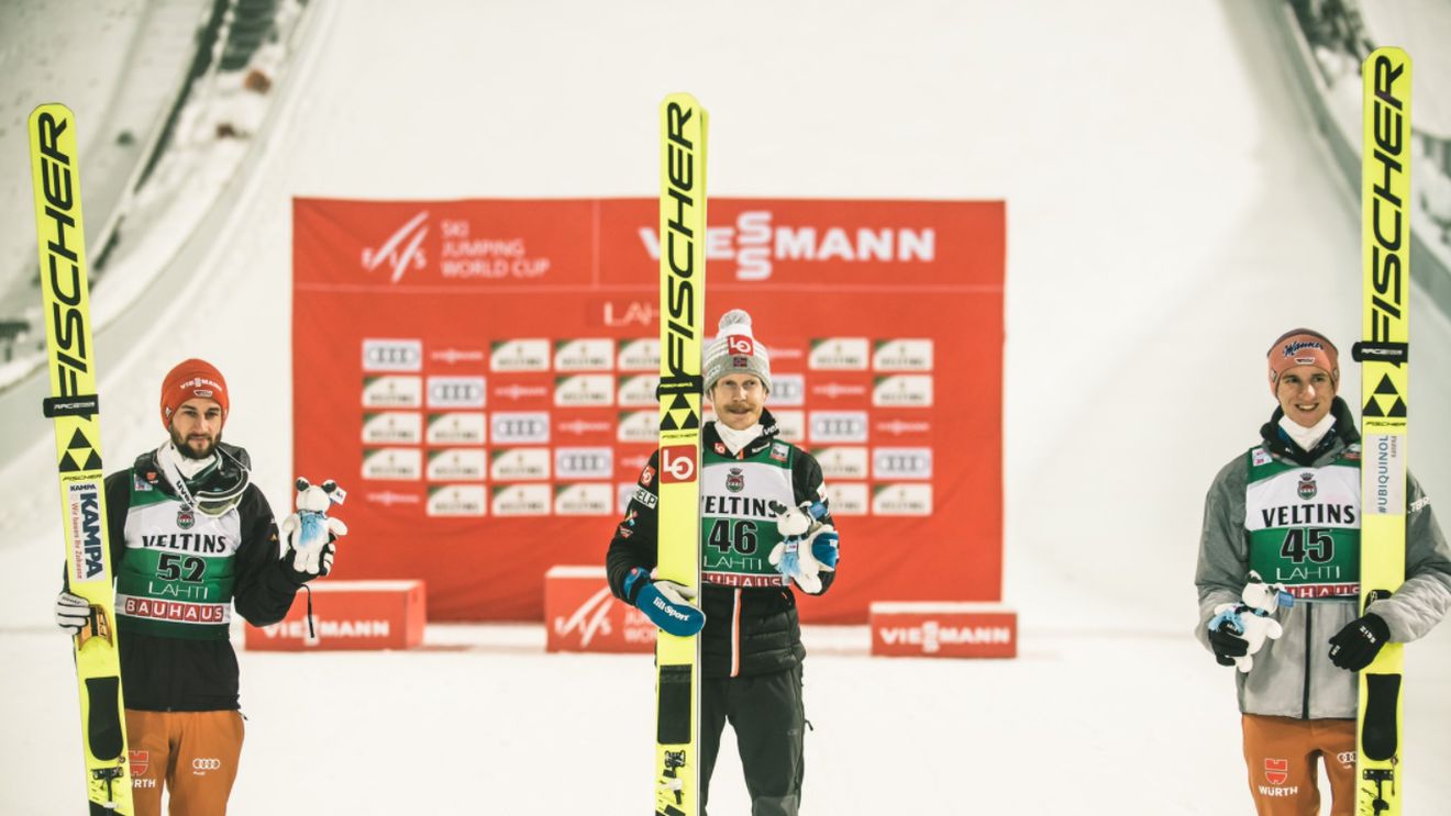 Dramatism total în etapa de Cupă Mondială la sărituri cu schiurile de la Lahti. Robert Johansson a câștigat, profitând de căzătura lui Halvor Egner Granerud