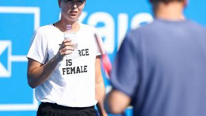 "M-am încălzit bine pentru meciurile următoare". Reacția Șarapovei, după ce a câștigat 12 game-uri consecutive în fața Mihaelei Buzărnescu