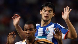 Săpunaru ratează startul în EL!** Nu a fost convocat pentru meciul cu Rapid Viena