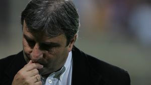 "N-am semnat încă contractul!** E posibil să fiu și interimar!"