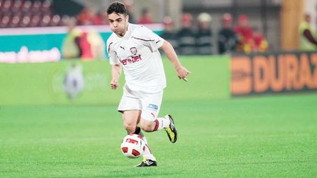 Rui Duarte a sosit ieri în cantonamentul Rapidului! **Ce amendă URIAȘĂ‚ va primi